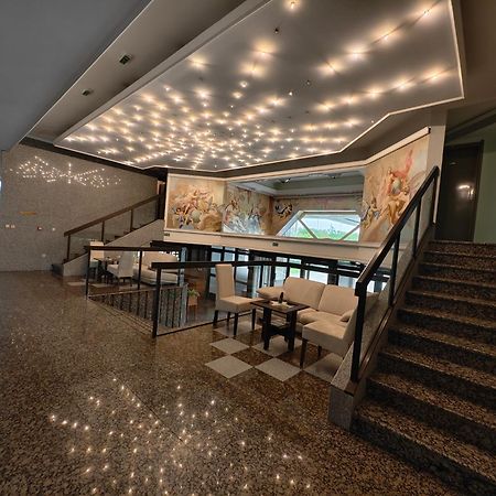 Sole Mio Wellness & Spa 노비사드 외부 사진